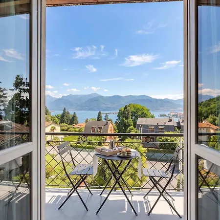 La Caravella: & Islands View Balcony - Happy