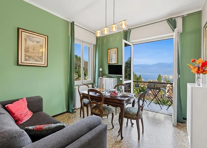 Apartment La Caravella View - Happy Stresa